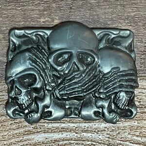 Grunge gothic mens Skull belt buckle